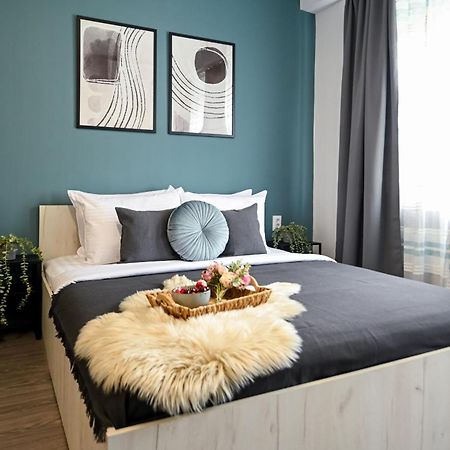 Old Town Charm - Modern & Comfortable Accommodation In The Heart Of The City Bucareste Exterior foto
