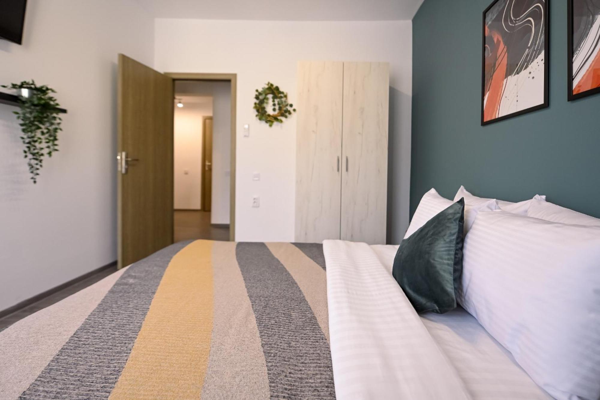 Old Town Charm - Modern & Comfortable Accommodation In The Heart Of The City Bucareste Exterior foto