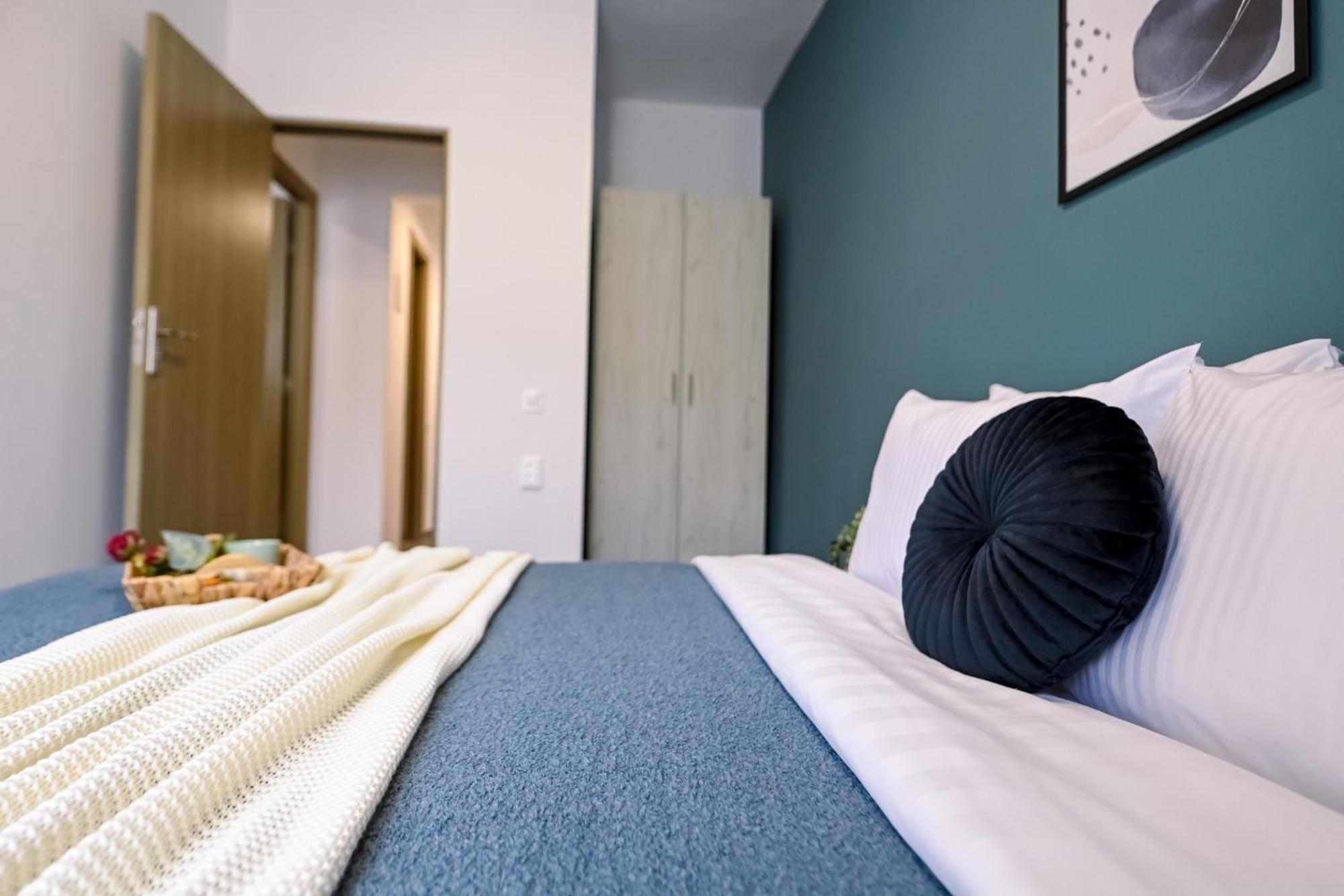 Old Town Charm - Modern & Comfortable Accommodation In The Heart Of The City Bucareste Exterior foto
